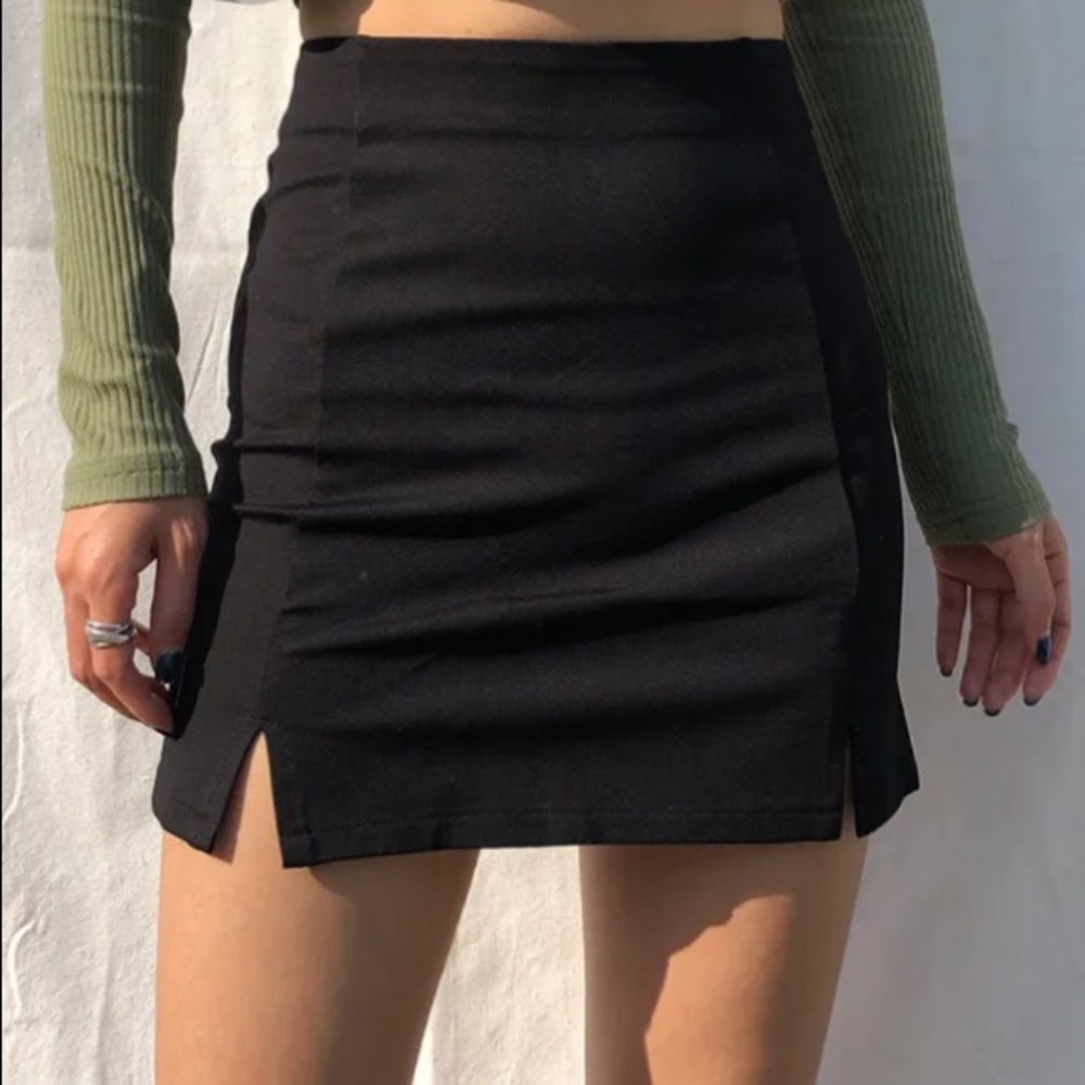 Black Mini Pencil Skirt